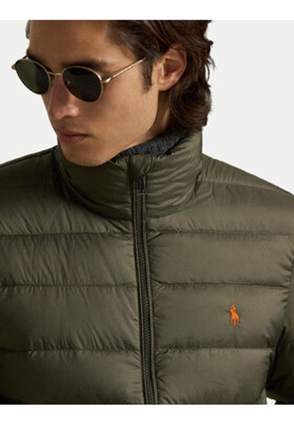 Polo Ralph Lauren Kurtka puchowa 710967774007 Zielony Regular Fit. Typ kołnierza: polo. Kolor: zielony. Materiał: syntetyk