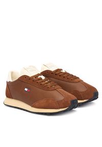 Tommy Jeans Sneakersy Retro Runner Archive Ltr EN0EN03097 Brązowy. Kolor: brązowy. Materiał: skóra #6