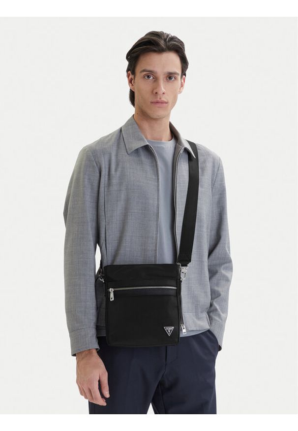 Guess Saszetka HMBENY P6123 Czarny. Kolor: czarny. Materiał: materiał