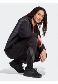 Adidas - adidas Dres Sportswear Fleece IJ6066 Czarny Regular Fit. Kolor: czarny. Materiał: dresówka, syntetyk #2