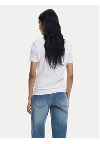 Desigual T-Shirt Amber 25WWTK07 Biały Regular Fit. Kolor: biały. Materiał: bawełna #2