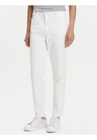 Calvin Klein Jeans Jeansy J20J225137 Biały Mom Fit. Kolor: biały #1