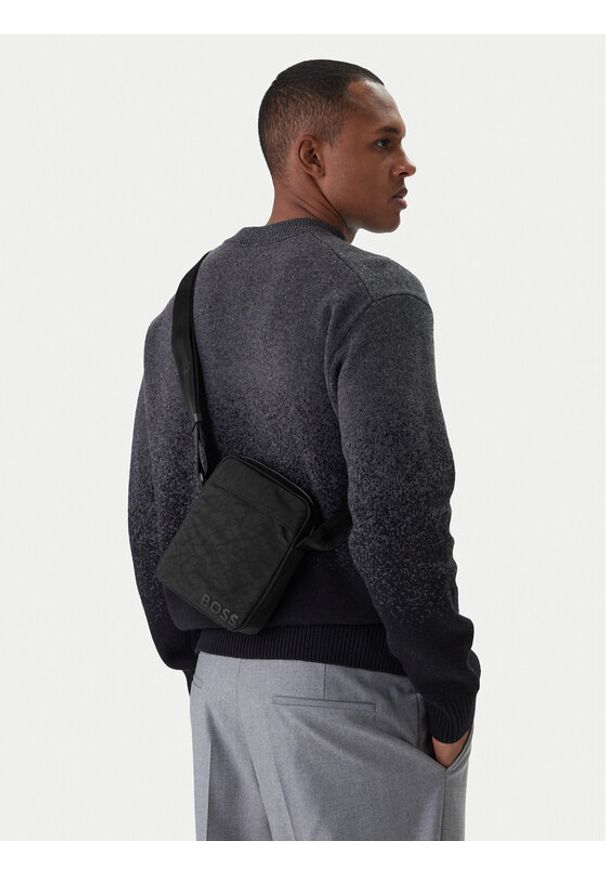 BOSS Saszetka 50558163 Czarny. Kolor: czarny. Materiał: materiał