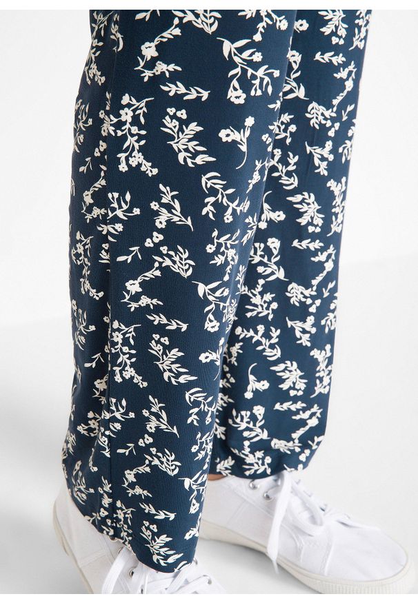 bonprix - Spodnie z dżerseju z mieszanki wiskozy. Kolor: niebieski. Materiał: jersey, wiskoza