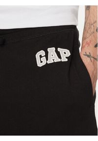 GAP - Gap Szorty sportowe 787059-03 Czarny Regular Fit. Kolor: czarny. Materiał: bawełna. Styl: sportowy