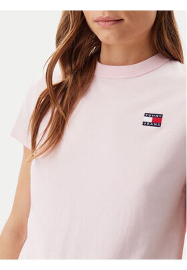 Tommy Jeans T-Shirt DW0DW20153 Różowy Regular Fit. Kolor: różowy. Materiał: bawełna