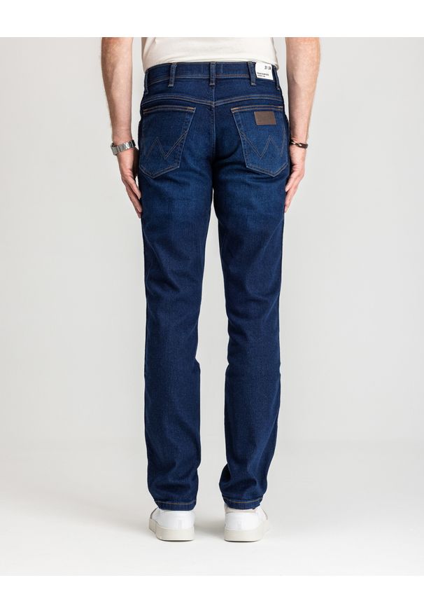 Wrangler - MESKIE SPODNIE WRANGLER TEXAS SLIM NIGHT SHADE 112350865. Sezon: zima, lato, jesień. Styl: elegancki