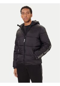Guess Kurtka zimowa Z5BL17 WO06I Czarny Regular Fit. Kolor: czarny. Materiał: syntetyk. Sezon: zima