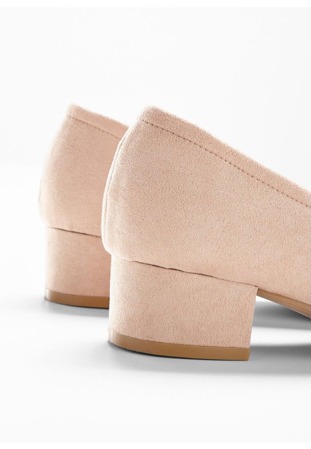 bonprix - Czółenka na obcasie słupku. Kolor: beżowy. Obcas: na obcasie. Wysokość obcasa: średni