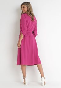 Born2be - Fuksjowa Sukienka Koszulowa z Wiązanym Paskiem Melashka. Kolor: różowy. Materiał: materiał. Długość rękawa: długi rękaw. Typ sukienki: koszulowe. Długość: midi #3