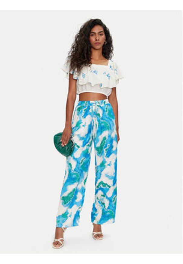 Vero Moda Bluzka Ibiza 10324193 Écru Regular Fit. Kolor: kremowy. Materiał: bawełna