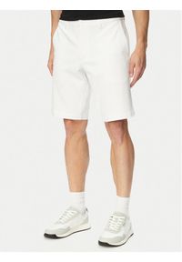 BOSS Szorty materiałowe 50511436 Biały Regular Fit. Kolor: biały. Materiał: syntetyk #1