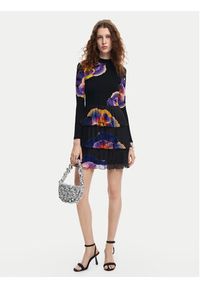 Desigual Sukienka codzienna Pansee Lacroix 24WWVK34 Czarny Regular Fit. Okazja: na co dzień. Kolor: czarny. Materiał: wiskoza, syntetyk. Typ sukienki: proste. Styl: casual