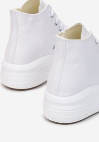 Born2be - Białe Trampki Merog. Wysokość cholewki: przed kolano. Nosek buta: okrągły. Kolor: biały. Materiał: materiał, guma, jeans. Szerokość cholewki: normalna #3