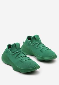 Born2be - Zielone Wsuwane Buty Sportowe z Elastycznej Siateczki Oinesta. Zapięcie: bez zapięcia. Kolor: zielony #3