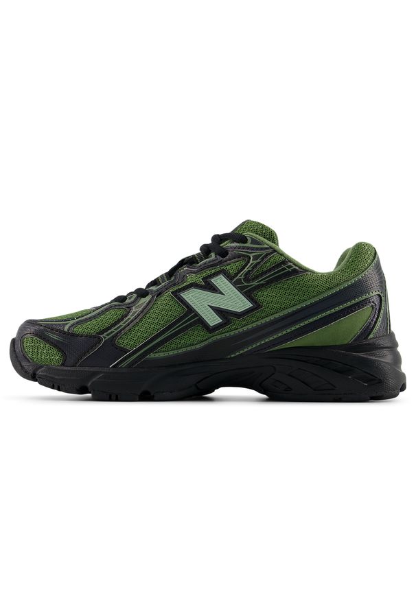 Buty dziecięce New Balance G740741 – zielone. Kolor: zielony. Materiał: materiał, syntetyk. Szerokość cholewki: normalna. Sezon: lato. Sport: turystyka piesza