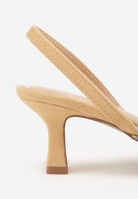 Renee - Beżowe Sandały Slingback na Kaczuszce z Tweedowymi Wstawkami i Kwiatem 3D Zehe. Okazja: na co dzień, na imprezę. Zapięcie: bez zapięcia. Kolor: beżowy. Materiał: jeans, koronka. Wzór: kwiaty. Obcas: na szpilce. Styl: casual, elegancki #7