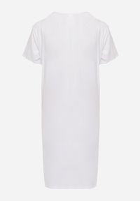 Born2be - Biała Pudełkowa Sukienka T-shirtowa z Bawełny w Minimalistycznym Stylu Ipagea. Okazja: do pracy, na co dzień, na randkę. Kolor: biały. Materiał: bawełna. Typ sukienki: proste. Styl: klasyczny, casual #4