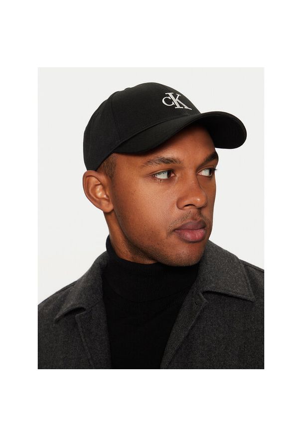 Czapka z daszkiem Calvin Klein. Kolor: czarny