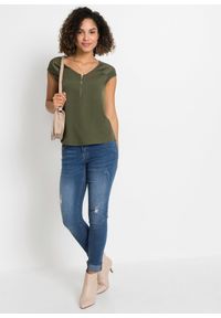 bonprix - Shirt z koronkową wstawką. Okazja: na spotkanie biznesowe, do pracy. Typ kołnierza: dekolt w serek. Kolor: zielony. Materiał: koronka. Sezon: lato. Styl: biznesowy #3