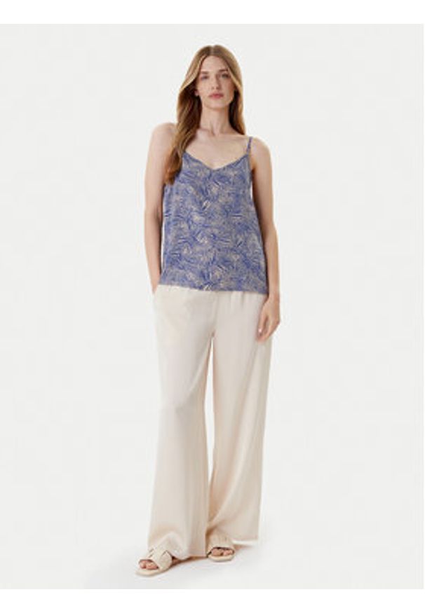 only - ONLY Top Nova 15222159 Niebieski Regular Fit. Kolor: niebieski. Materiał: wiskoza