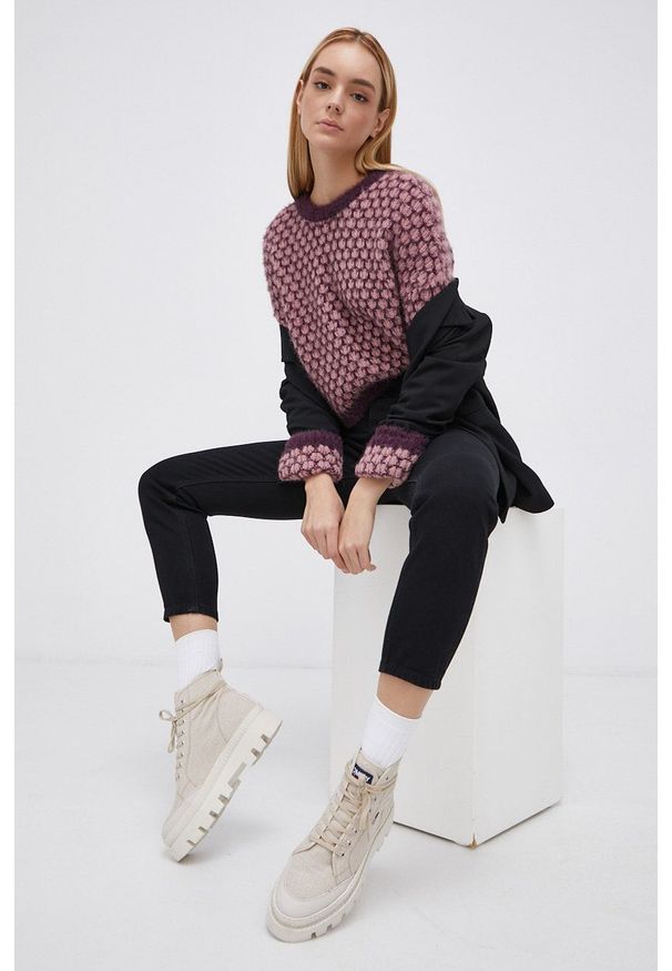 Vero Moda - Jeansy Brenda. Kolor: czarny