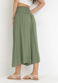 Born2be - Zielone Bawełniane Spodnie z Bardzo Szerokimi Nogawkami Fenala. Okazja: do pracy. Stan: podwyższony. Kolor: zielony. Materiał: bawełna. Styl: elegancki #4