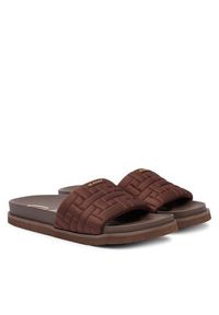 GANT - Gant Klapki 32507312 Brązowy. Kolor: brązowy. Materiał: materiał #4