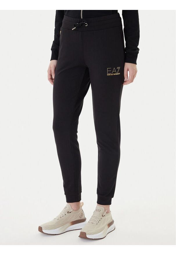 EA7 Emporio Armani Spodnie dresowe 8NTP66 TJ9RZ 1200 Czarny Regular Fit. Kolor: czarny. Materiał: syntetyk