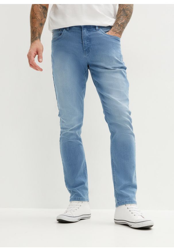 bonprix - Dżinsy ze stretchem Slim Fit Straight. Kolor: niebieski