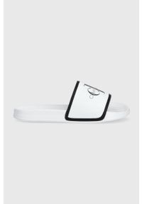 Calvin Klein Jeans klapki dziecięce kolor biały. Kolor: biały. Materiał: materiał, guma #1