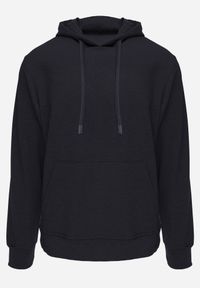 Born2be - Granatowa Bluza z Kapturem i Kieszenią Typu Kangur Aqialei. Okazja: na co dzień. Typ kołnierza: kaptur. Kolor: niebieski. Materiał: jeans, dresówka. Wzór: gładki. Styl: casual #8