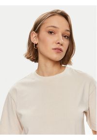 Gina Tricot T-Shirt Basic 10469 Beżowy Regular Fit. Kolor: beżowy. Materiał: bawełna #5