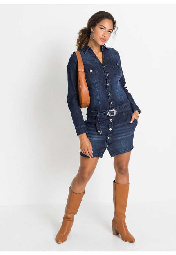 bonprix - Sukienka dżinsowa z paskiem. Kolor: niebieski. Styl: elegancki