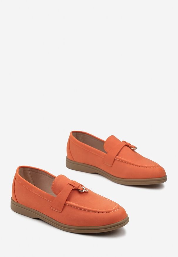 Renee - Pomarańczowe Mokasyny z Imitacji Zamszu z Minimalistyczną Zawieszką Rehoda. Okazja: na co dzień. Kolor: pomarańczowy. Materiał: zamsz. Styl: casual
