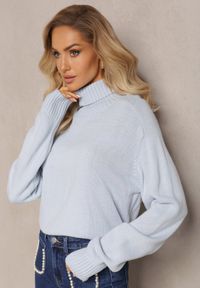 Renee - Jasnoniebieski Luźny Golf o Klasycznym Fasonie z Prążkami na Ściągaczach Basum. Okazja: na co dzień. Typ kołnierza: golf. Kolor: niebieski. Materiał: jeans. Wzór: prążki. Styl: klasyczny #6