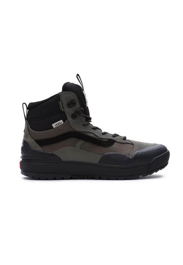 Buty do chodzenia męskie Vans Ultrarange Exo Hi. Wysokość cholewki: za kostkę. Zapięcie: sznurówki. Kolor: wielokolorowy, zielony, czarny. Materiał: materiał. Szerokość cholewki: normalna. Sport: turystyka piesza