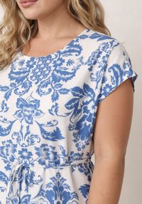 Born2be - Niebieska Pudełkowa Sukienka z Wiskozy w Stylu Casual z Wiązanym Paskiem Tepena. Okazja: na co dzień. Kolekcja: plus size. Kolor: niebieski. Materiał: wiskoza. Sezon: lato. Typ sukienki: proste. Styl: casual #7