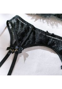 Intica - Komplet bielizny koronkowy na romantyczne wieczory Tifany. Kolor: biały. Materiał: koronka. Wzór: nadruk, koronka #2