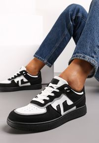 Renee - Czarne Sneakersy Sznurowane z Wstawkami Vitorise. Okazja: na co dzień. Kolor: czarny #4
