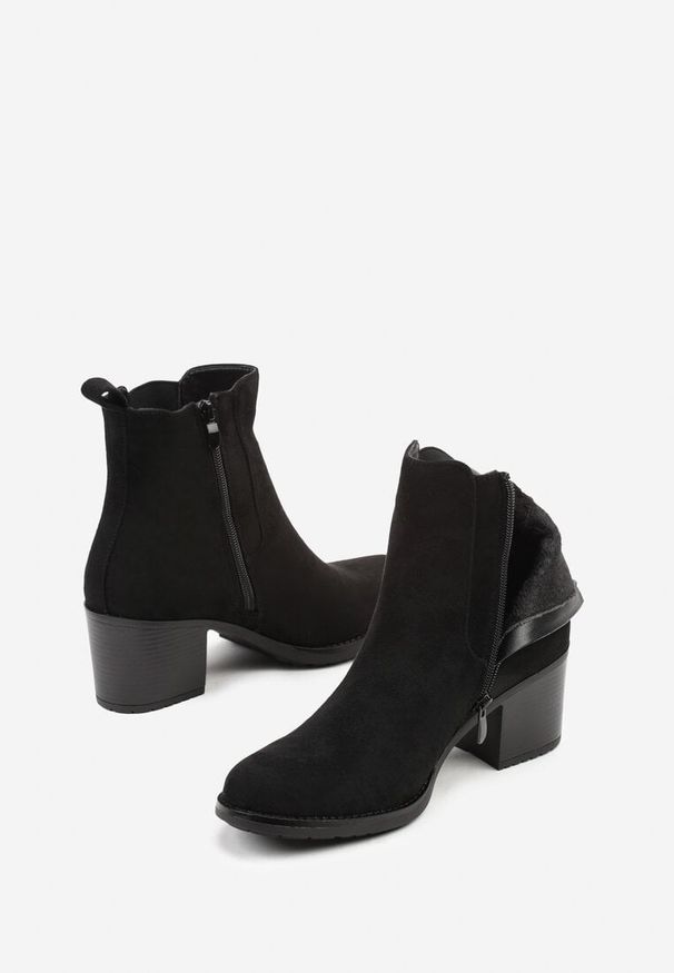 Renee - Czarne Botki na Słupku w Stylu Sztybletów Acandrie. Okazja: na co dzień. Kolor: czarny. Materiał: jeans, skóra. Obcas: na słupku. Styl: casual, elegancki