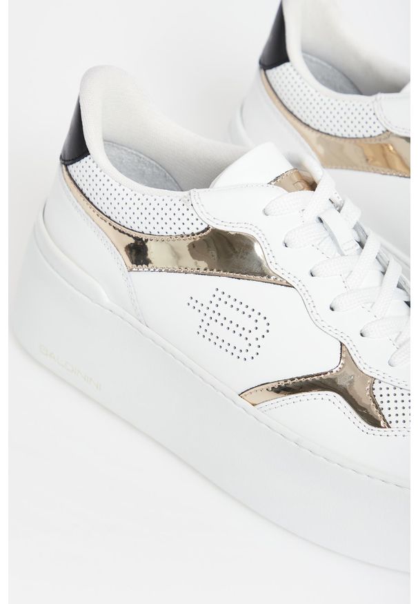 Baldinini - Sneakersy damskie skórzane na platformie BALDININI. Materiał: skóra. Obcas: na platformie