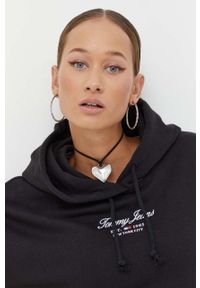 Tommy Jeans bluza damska kolor czarny z kapturem z nadrukiem. Typ kołnierza: kaptur. Kolor: czarny. Wzór: nadruk #2