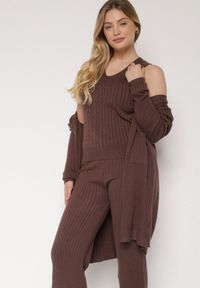 Born2be - Brązowy Komplet Dzianinowy z Bawełną Spodnie Kamizelka i Długi Kardigan Meviravia. Kolor: brązowy. Materiał: dzianina, bawełna #6