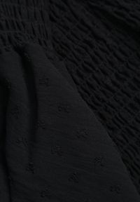 Born2be - Czarny Komplet Top w Stylu Hiszpanki i Spódnico-Szorty z Gumką Quillatta. Kolor: czarny. Wzór: aplikacja #4