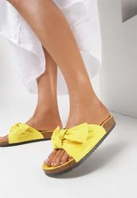 Born2be - Żółte Klapki Mapheia. Nosek buta: okrągły. Kolor: żółty #1