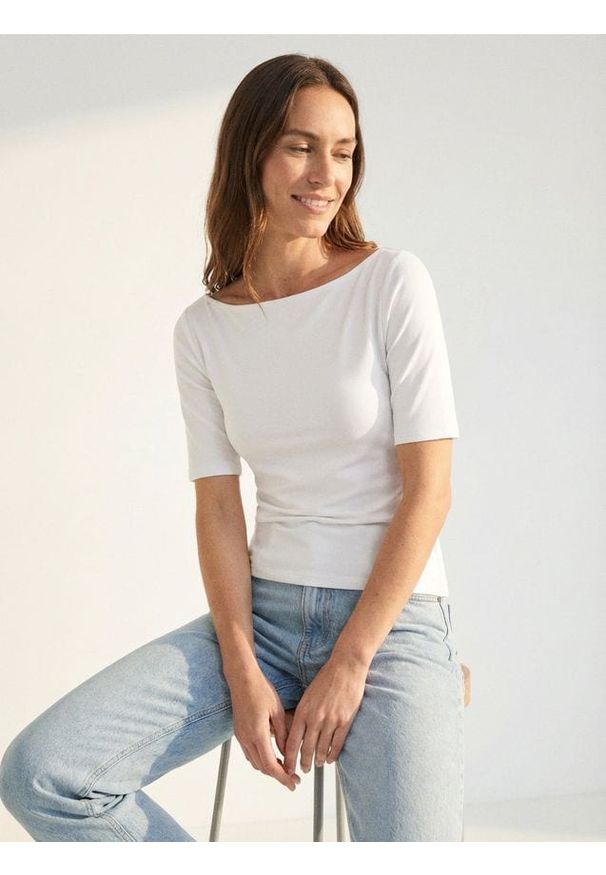 Sinsay - Bawełniana koszulka basic - biały. Kolor: biały. Materiał: bawełna