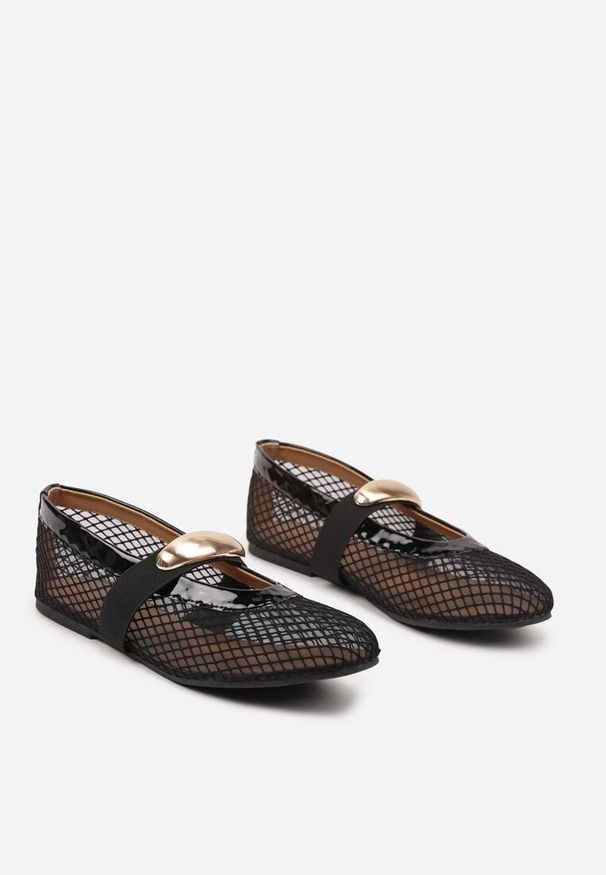 Born2be - Czarne Siateczkowe Balerinki z Metalową Ozdobą Tatolira. Okazja: na co dzień. Kolor: czarny. Materiał: jeans. Wzór: aplikacja. Styl: klasyczny, elegancki, casual