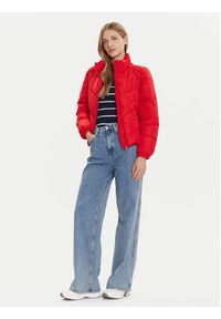 Vero Moda Kurtka zimowa Gario 10309844 Czerwony Regular Fit. Kolor: czerwony. Materiał: syntetyk. Sezon: zima