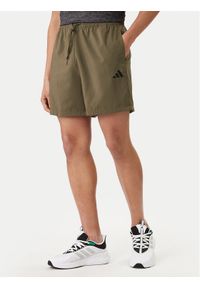 Adidas - adidas Szorty sportowe Essentials Small Logo Chelsea JF1113 Zielony Regular Fit. Kolor: zielony. Materiał: syntetyk. Styl: sportowy #1